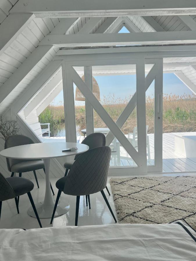 Seehuette Neusiedlersee - Strandhaus, Elektroboot Inklusive ルスト エクステリア 写真